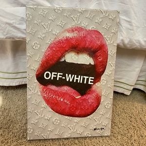 OFF LIPS Canvas - Oliver Gal